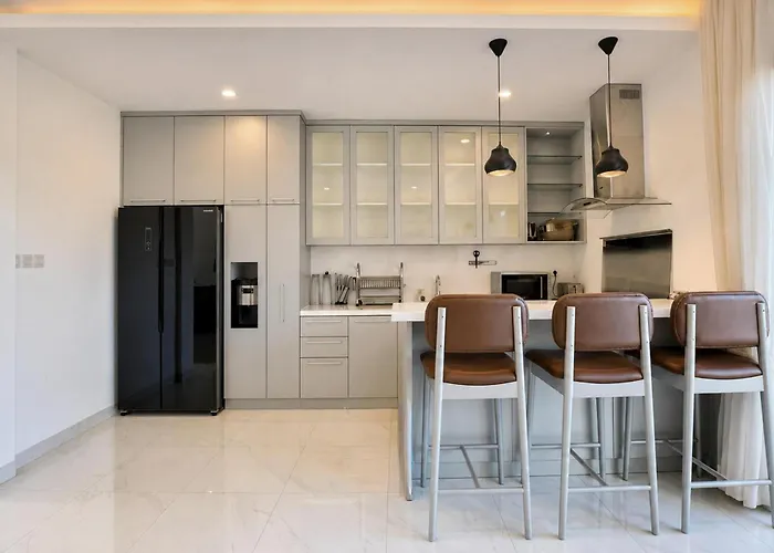 Villa Kinditto 3br Kuta Bali Near Melasi By Travelio Uluwatu