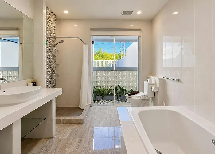 Kinditto 3br Kuta Bali Near Melasi By Travelio Villa *