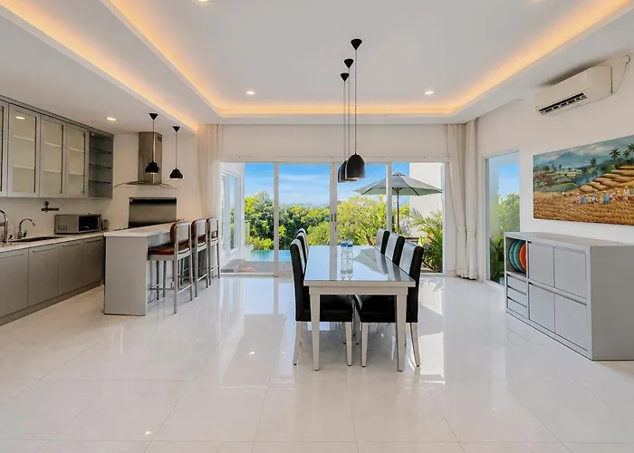 Kinditto 3br Kuta Bali Near Melasi By Travelio Villa